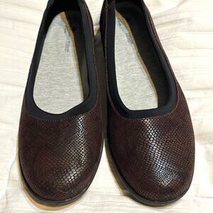 Women's Size 11 Shoes